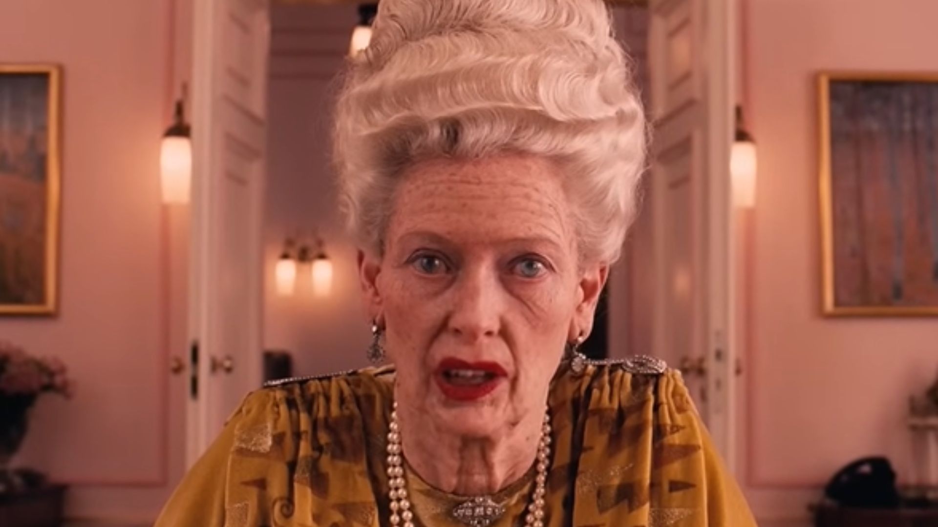 Lumière, caméra, action ! 20 looks de cinéma qui ont pris des heures à réaliser