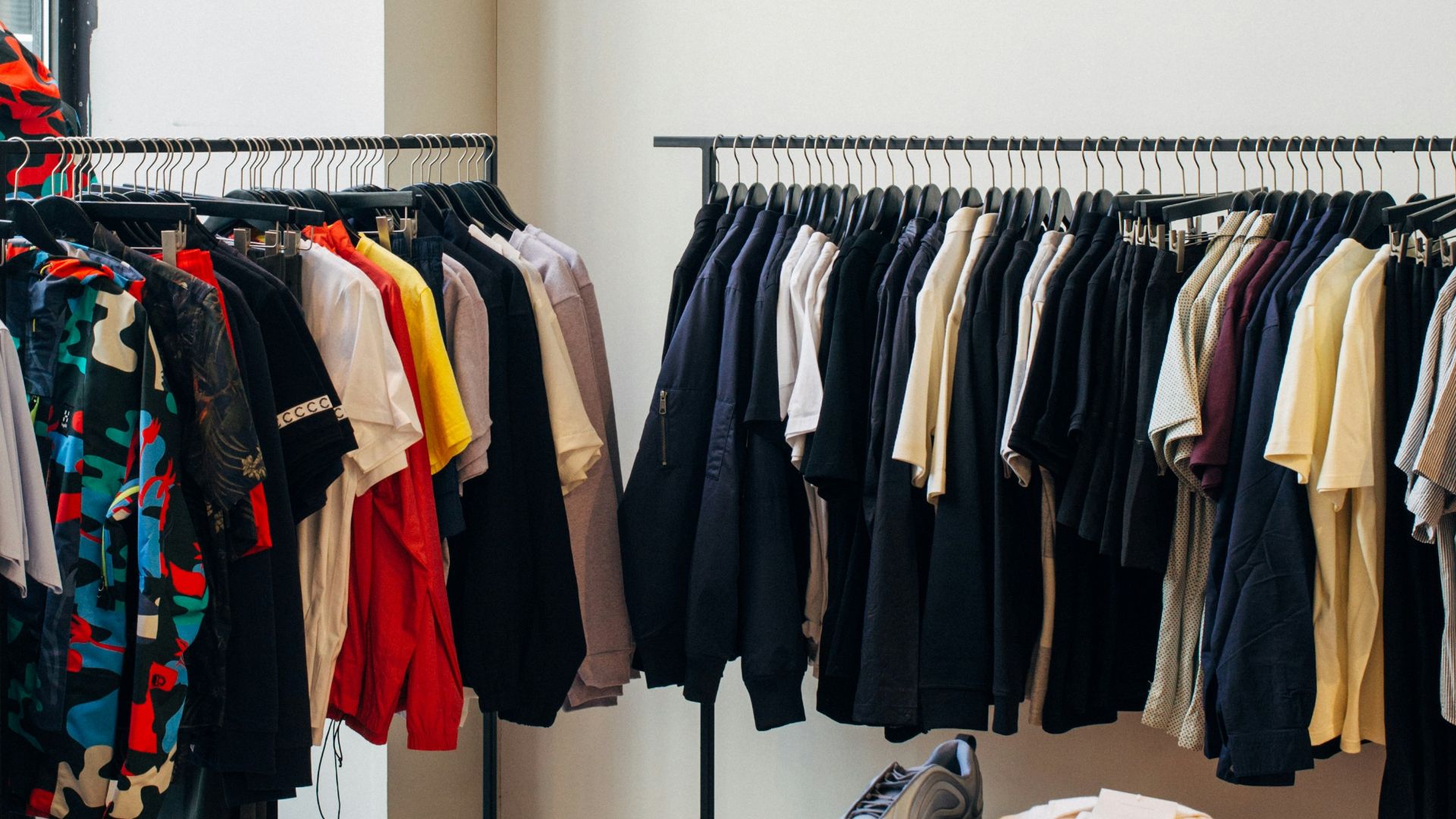 3. Abercrombie &amp; Fitch