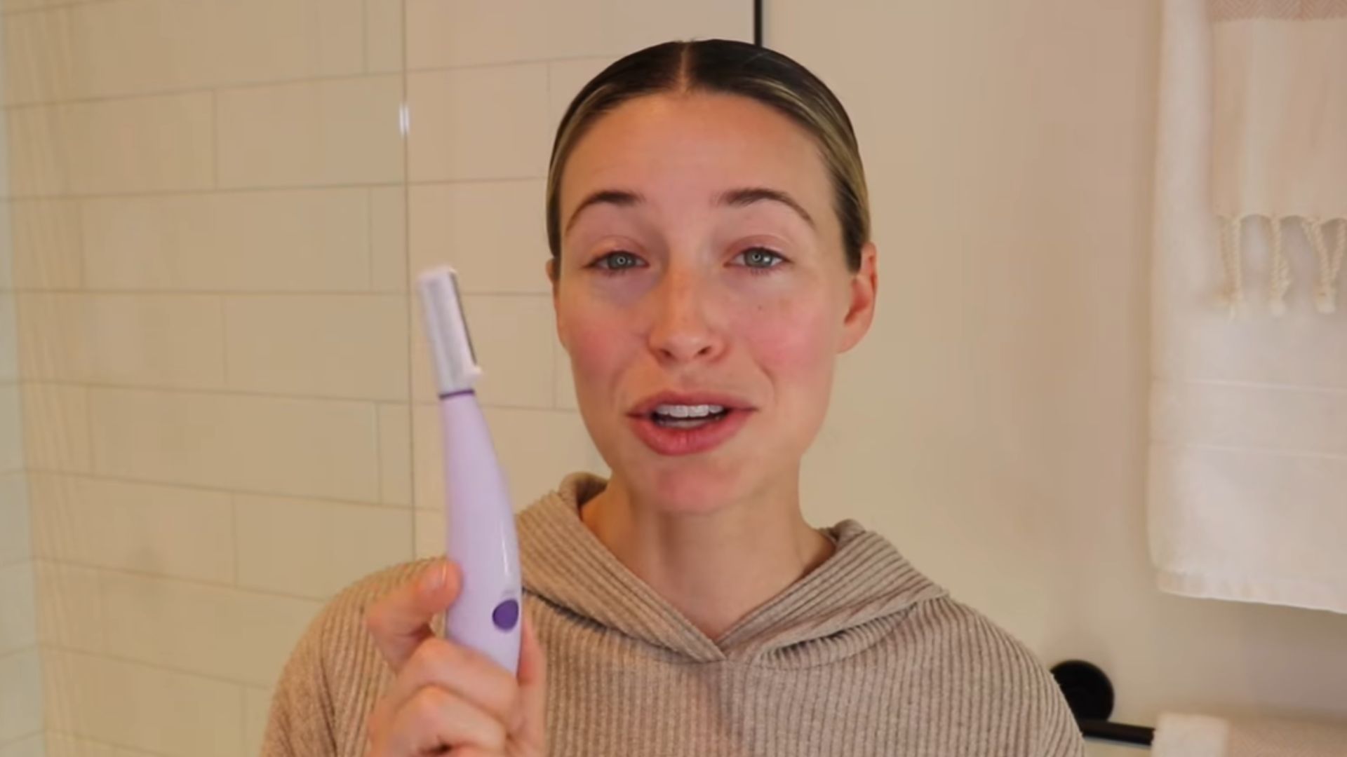 12. Outils de dermaplaning à utiliser à la maison