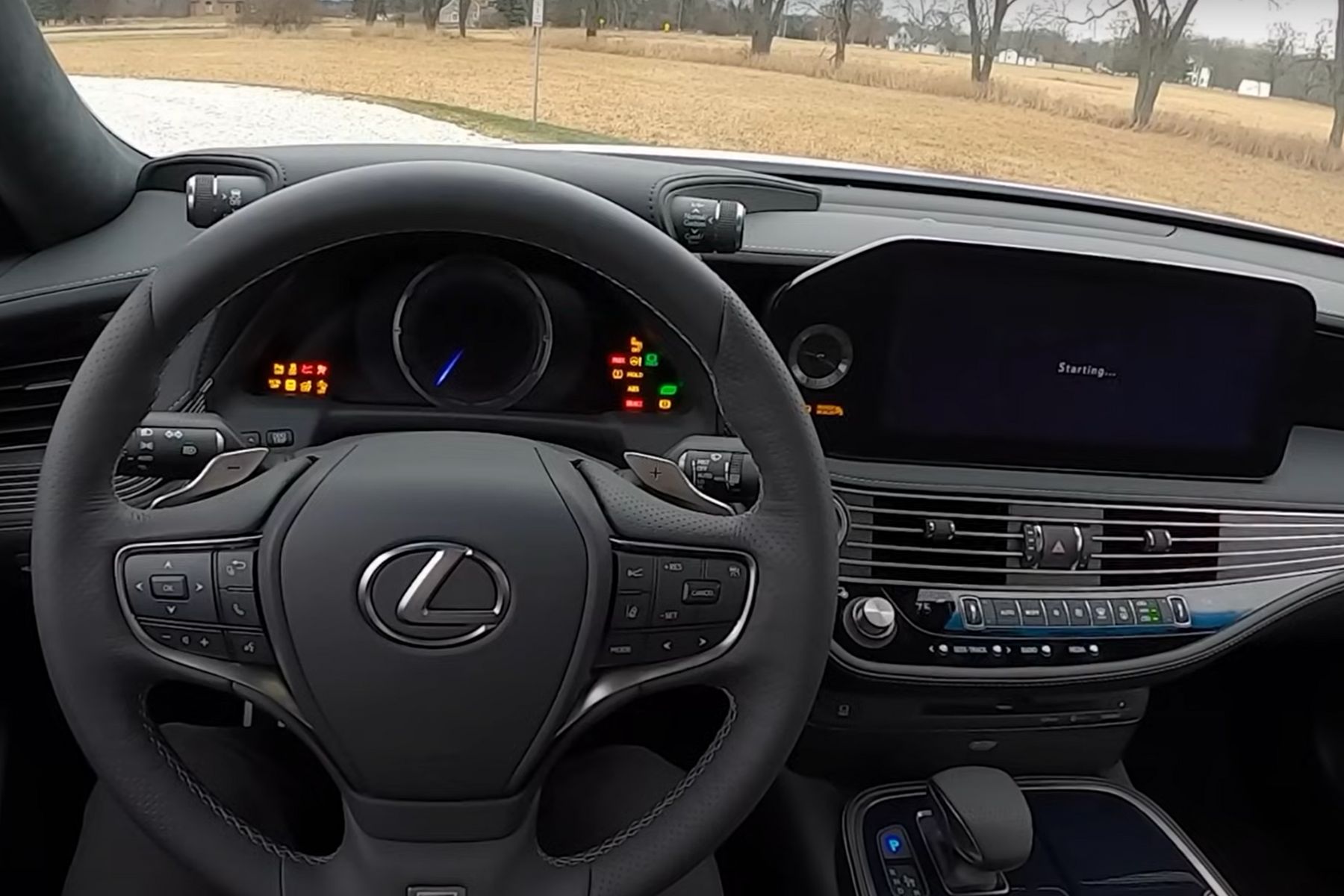 Lexus LS (2021)