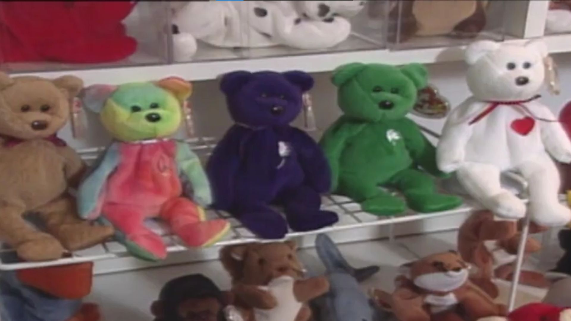 7. Bébés en peluche