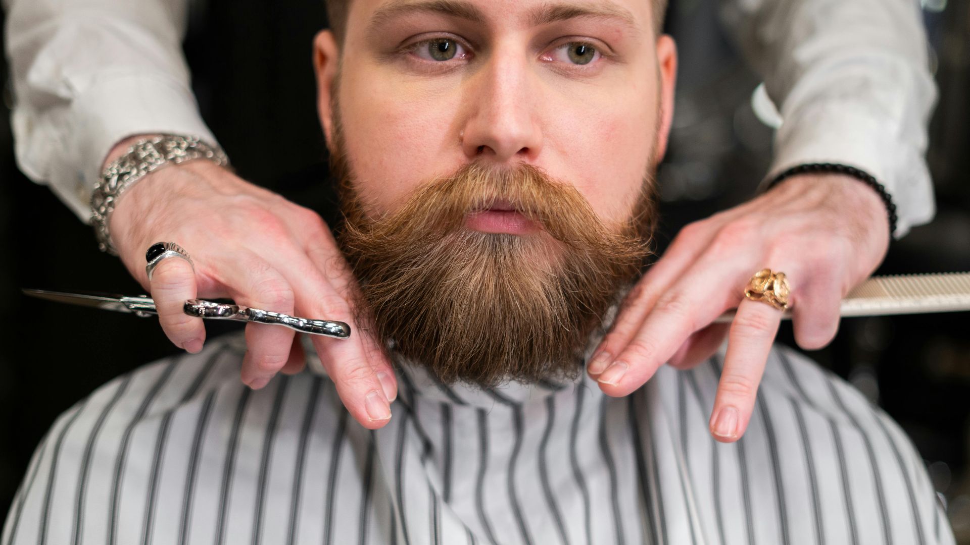 4. Moustache envahissante