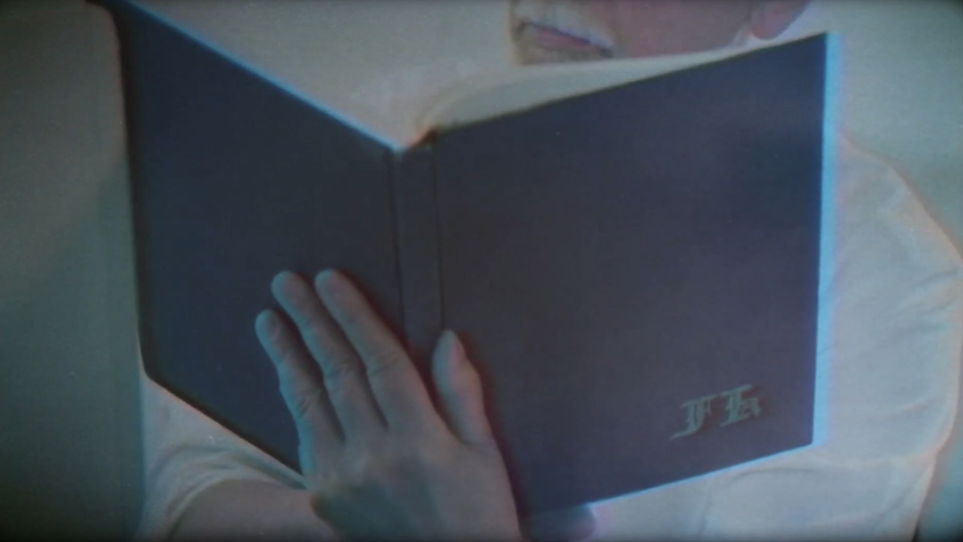 1. Le journal d'Hitler (1983)