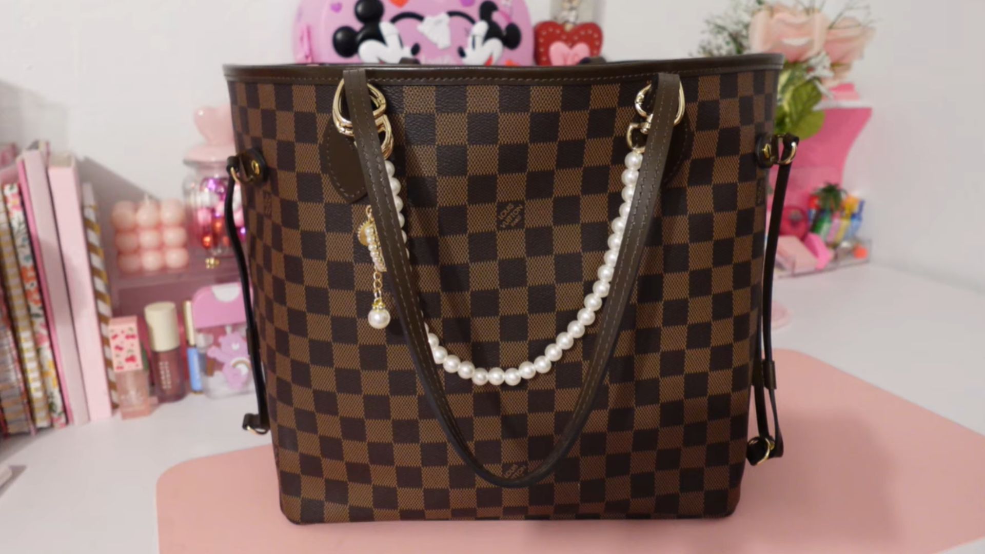 1. Fourre-tout Neverfull - Louis Vuitton