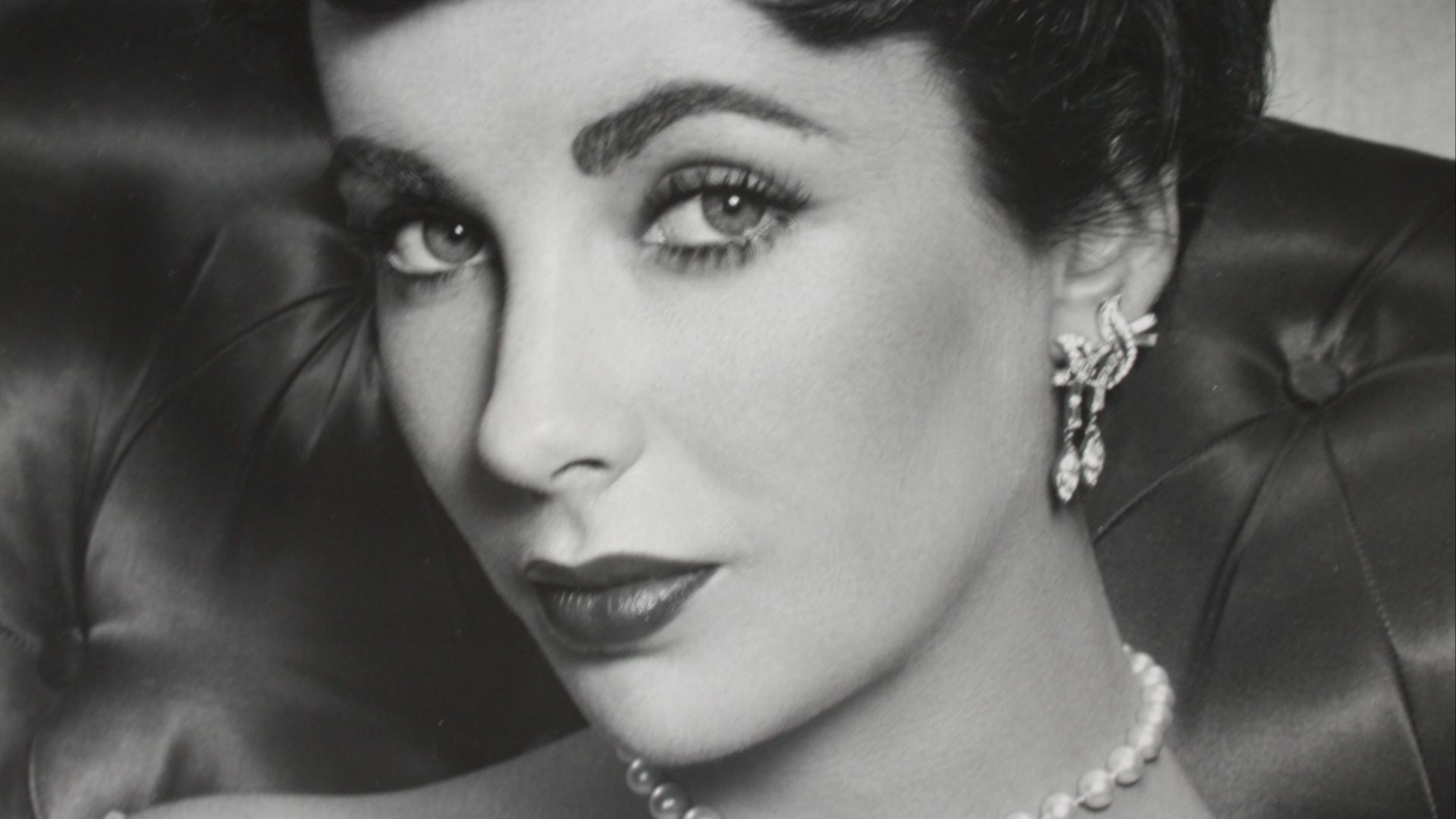 4. Elizabeth Taylor