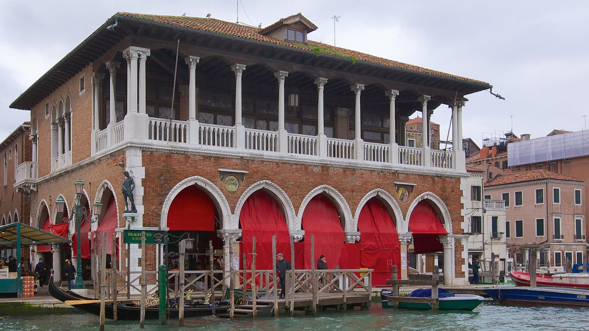 13. Marché du Rialto, Venise, Italie