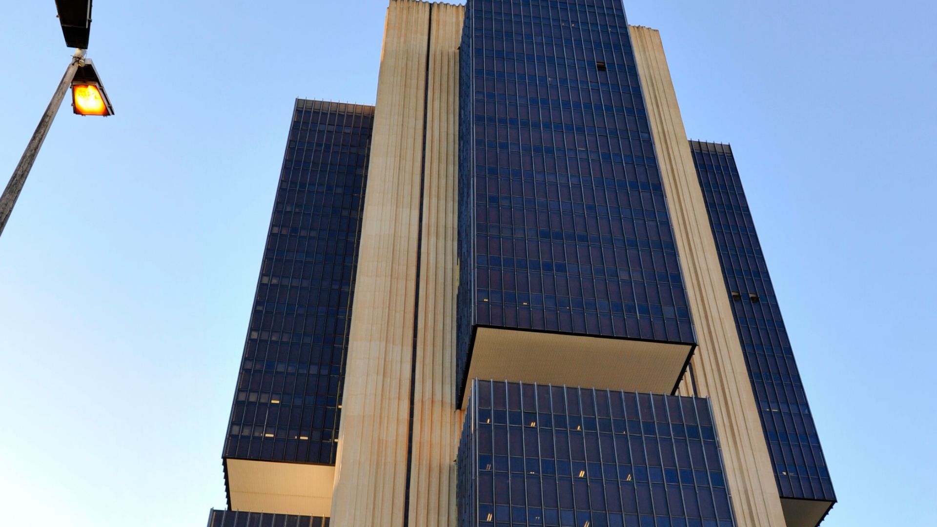 1. Vol dans le tunnel de Banco Central, Brésil (2005)