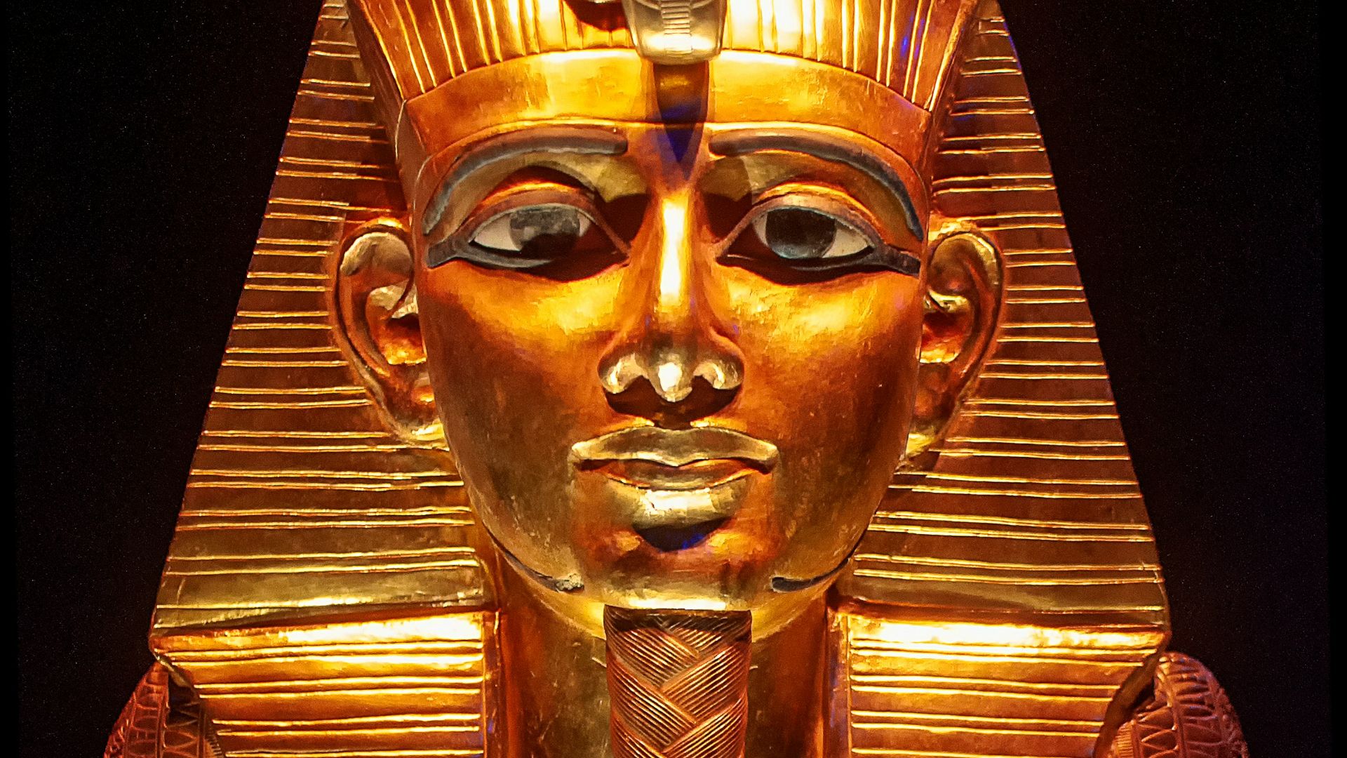 8. Le masque de Toutankhamon