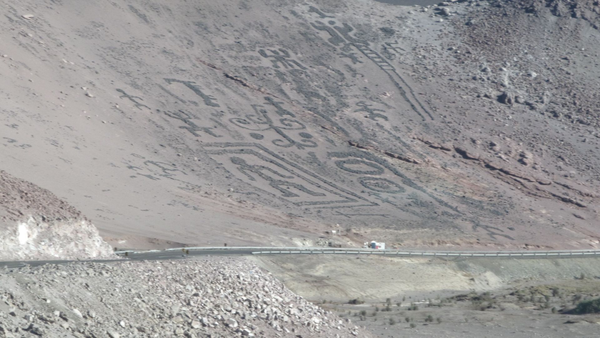 9. Géoglyphes du désert d'Atacama, Chili
