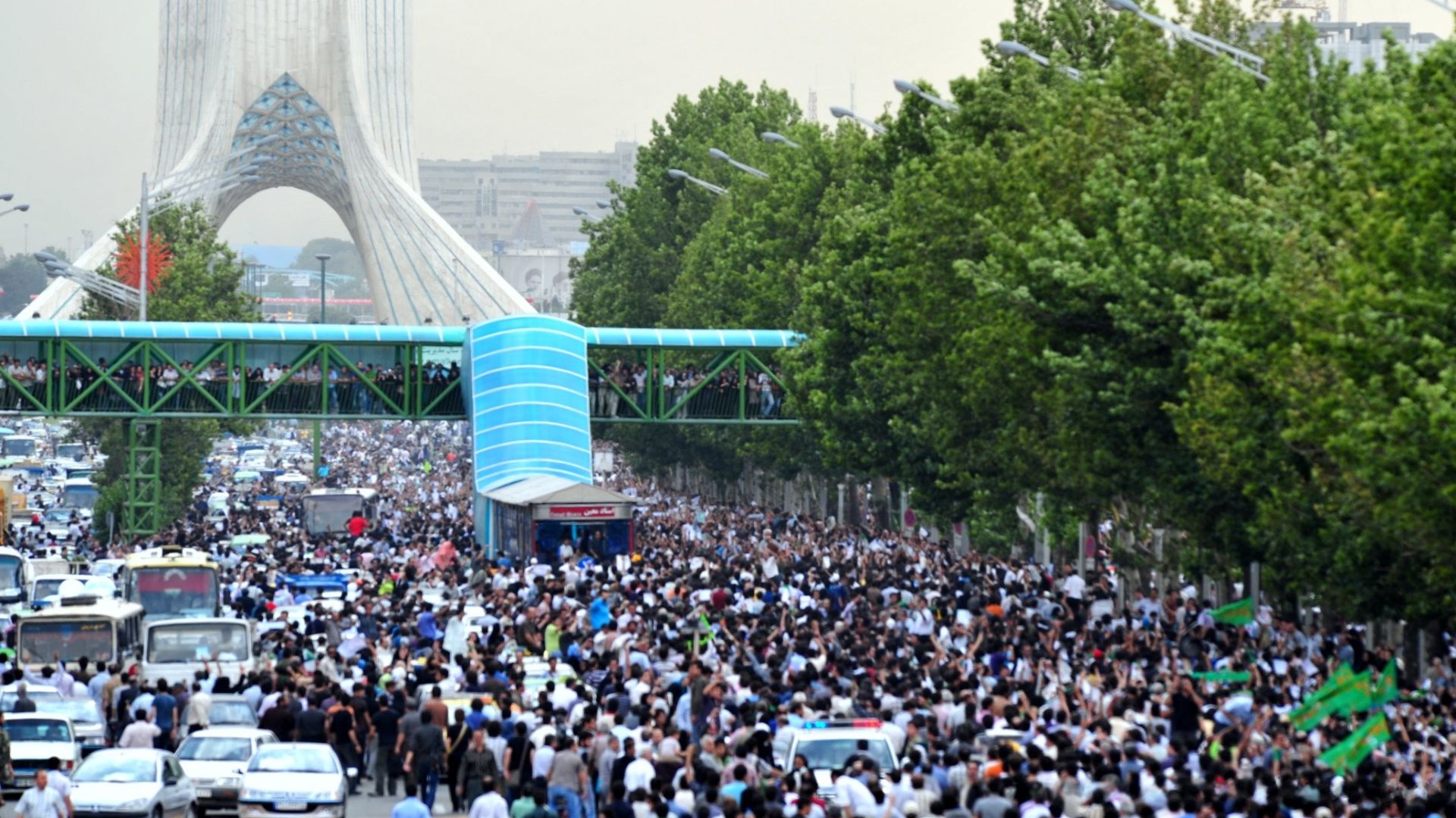 16. BBC &amp; VOA Iran Movement (2009)