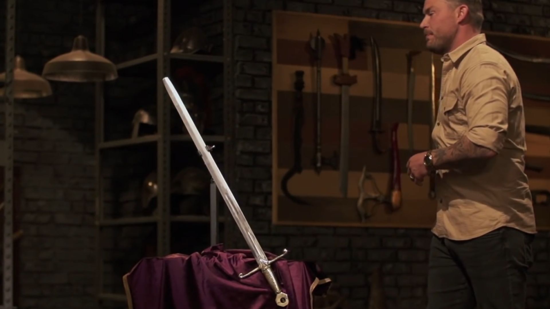 9. Curtana (épée de la miséricorde)