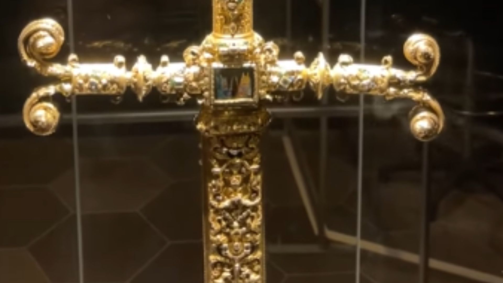 14. L'épée d'État de Christian III