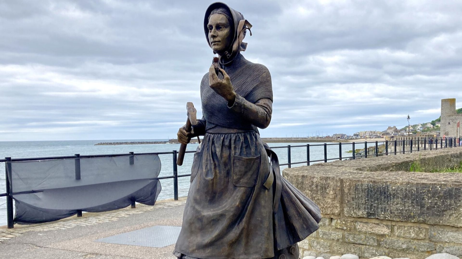 19. Mary Anning