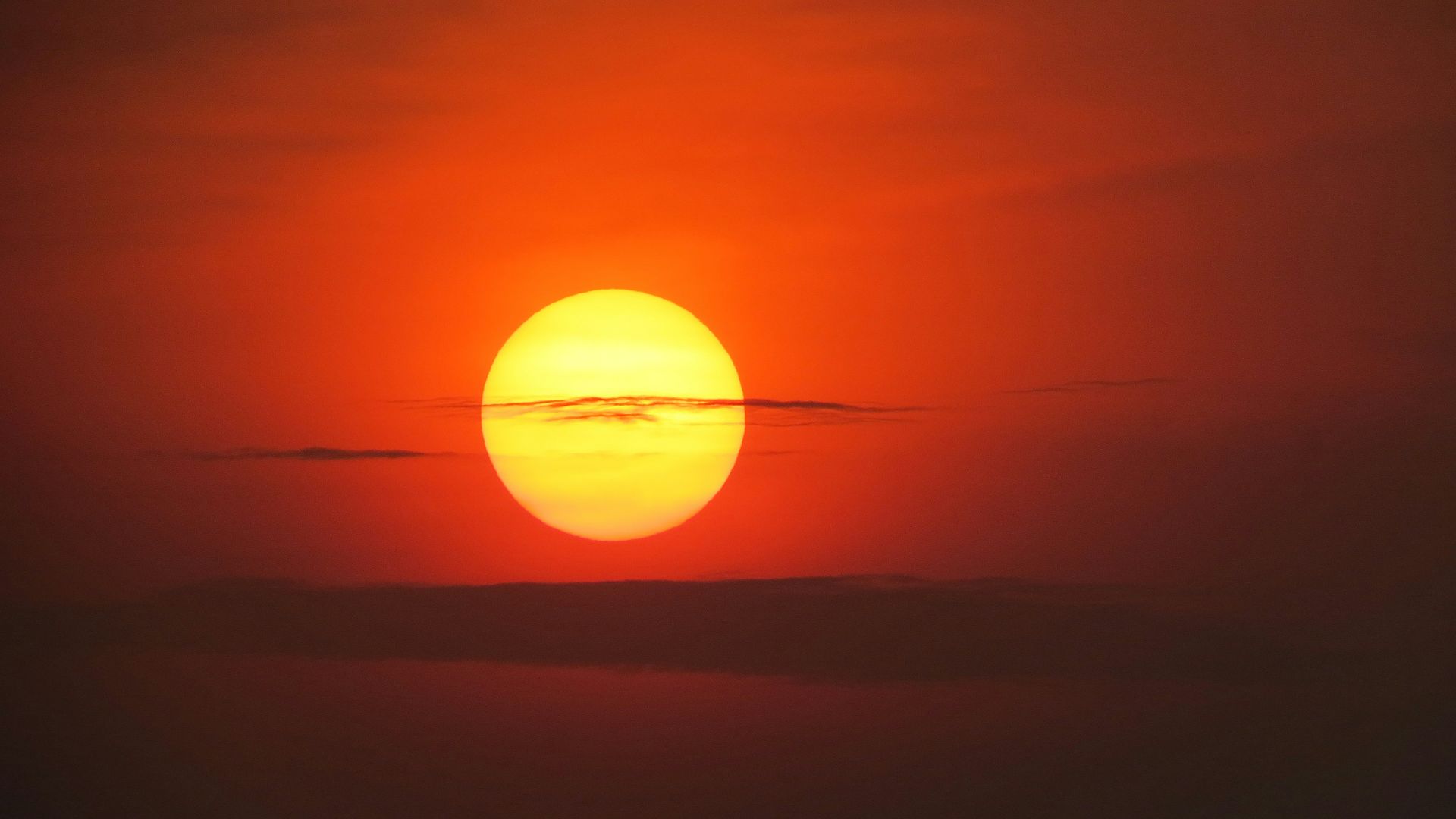 12. Le soleil tourne autour de la terre