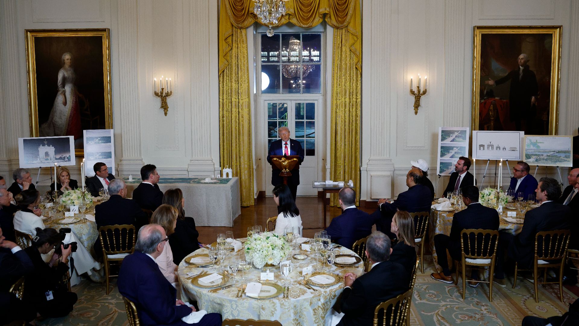 Les mêmes critiques