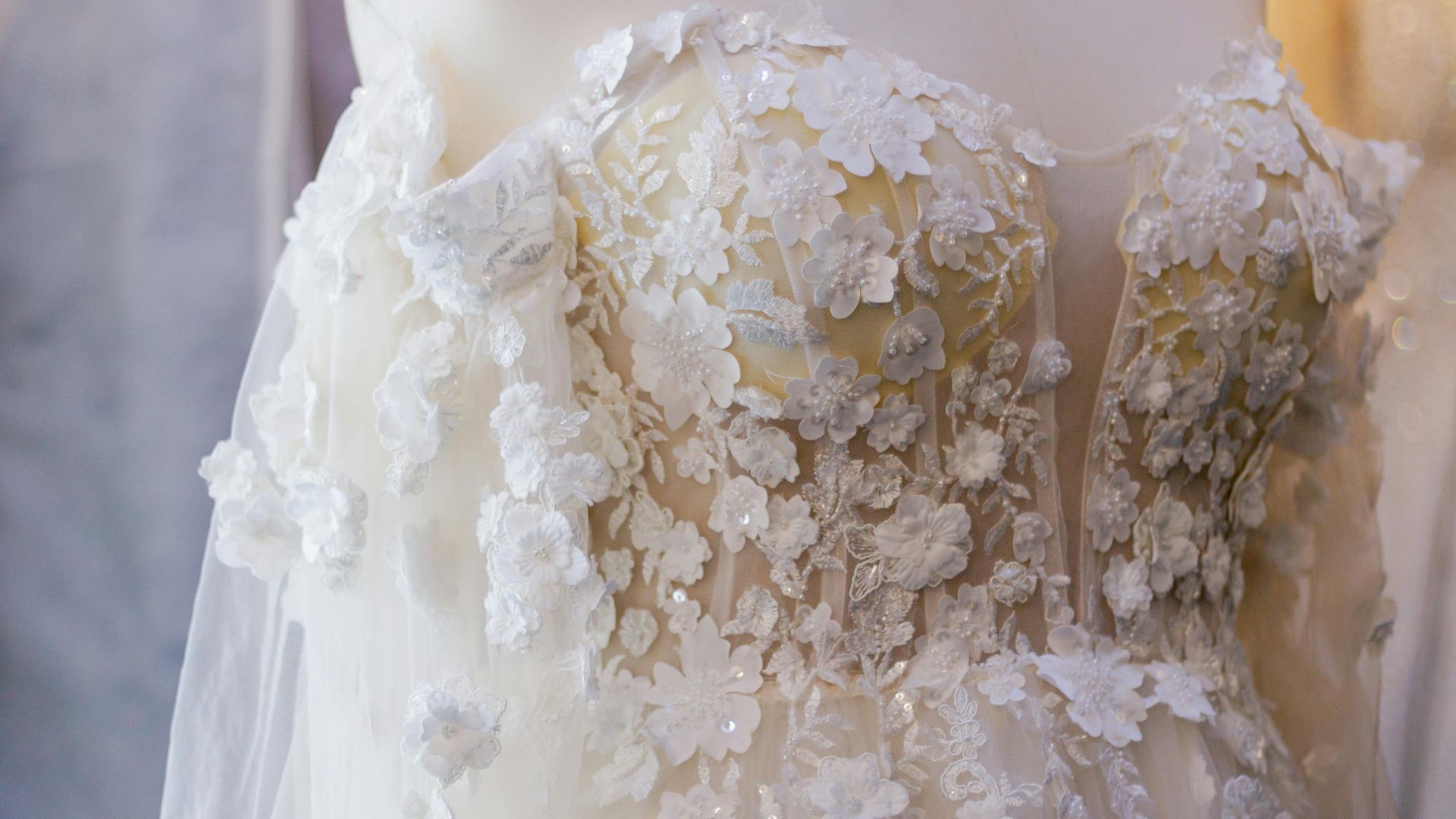 14. Incorporer un monogramme dans le dessin