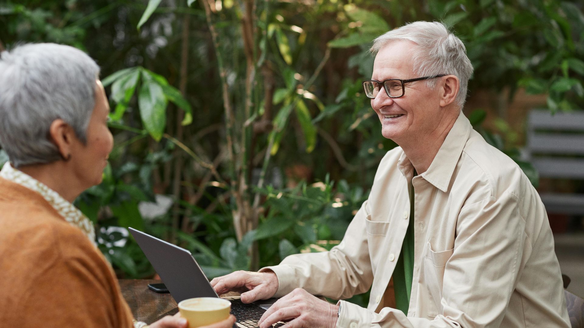 13. Cela vous permet de rester actif sur le plan social