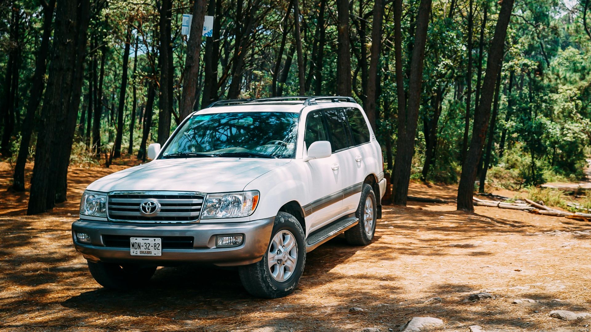 2. Toyota Land Cruiser