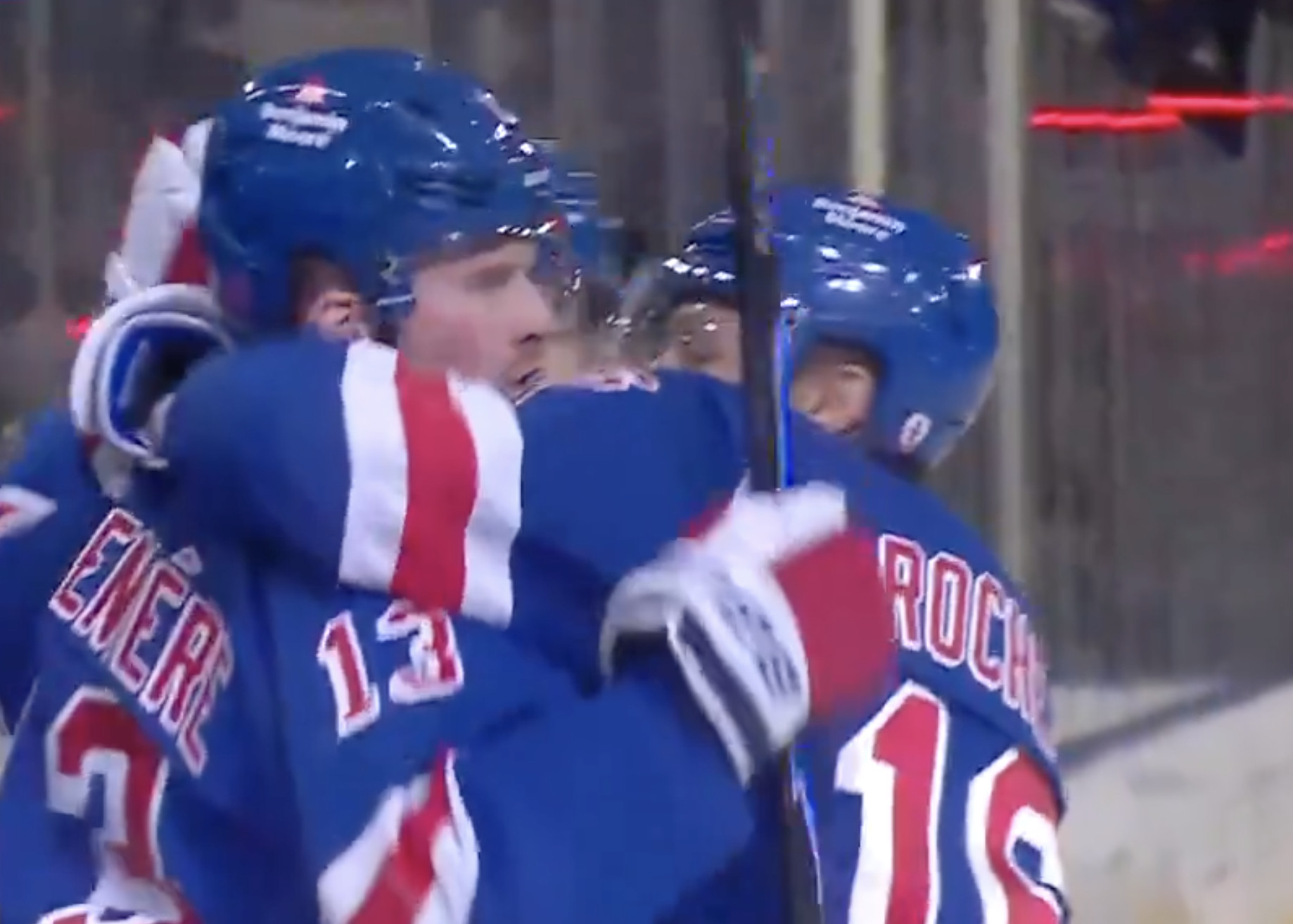 Top-4: Rangers win home opener