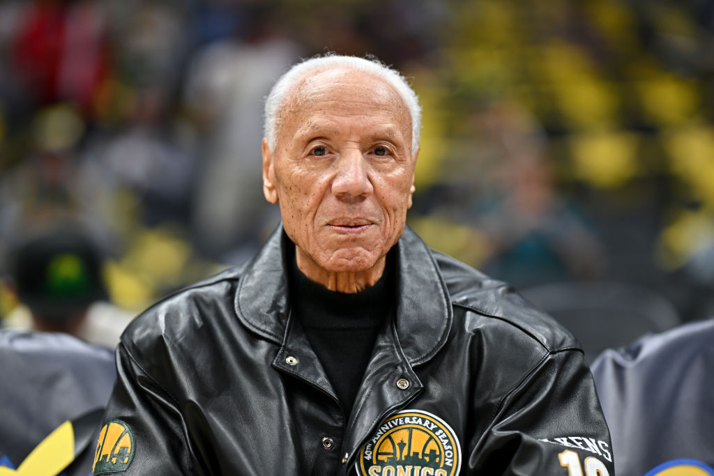 L’icône de la NBA Lenny Wilkens meurt à 88 ans, voyez tous les décès de 2025