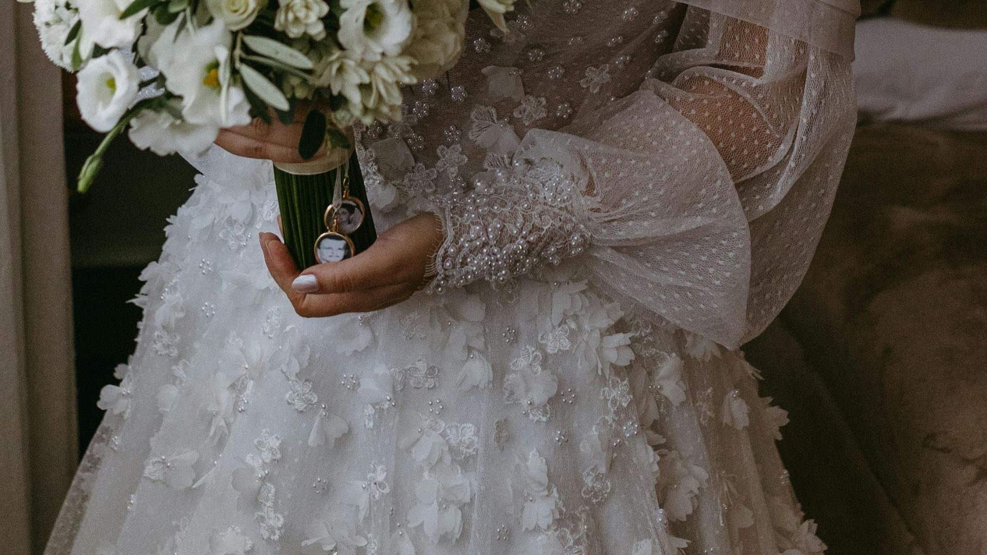 16. Papillons appliqués