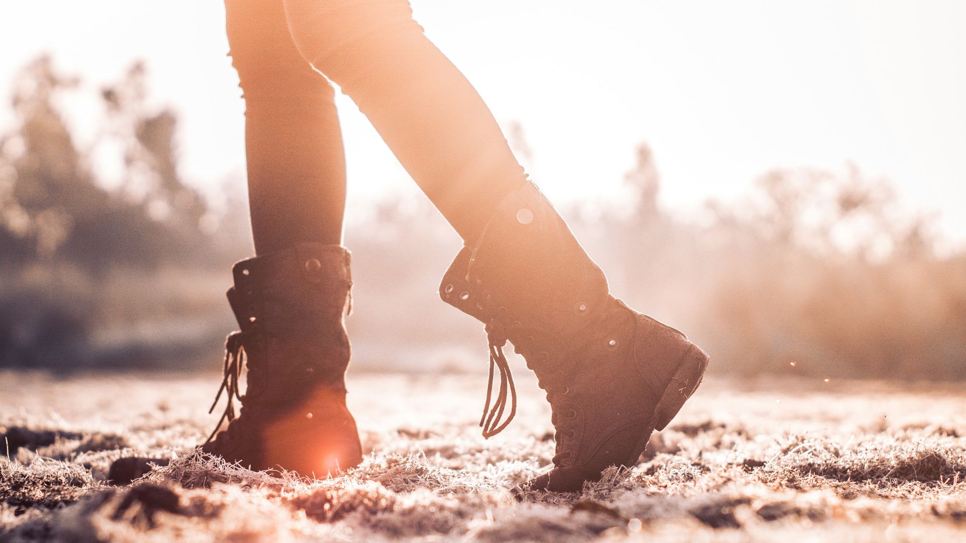 16. Bottes de combat