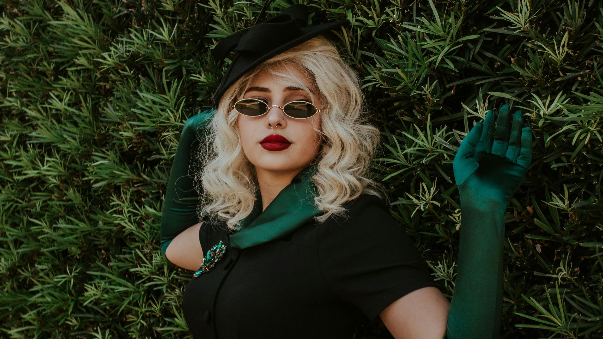 2. Broches et épingles vintage