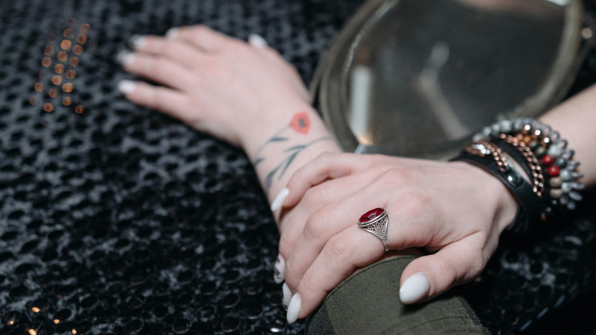 6. Bijoux en camée (colliers, bagues, bracelets)