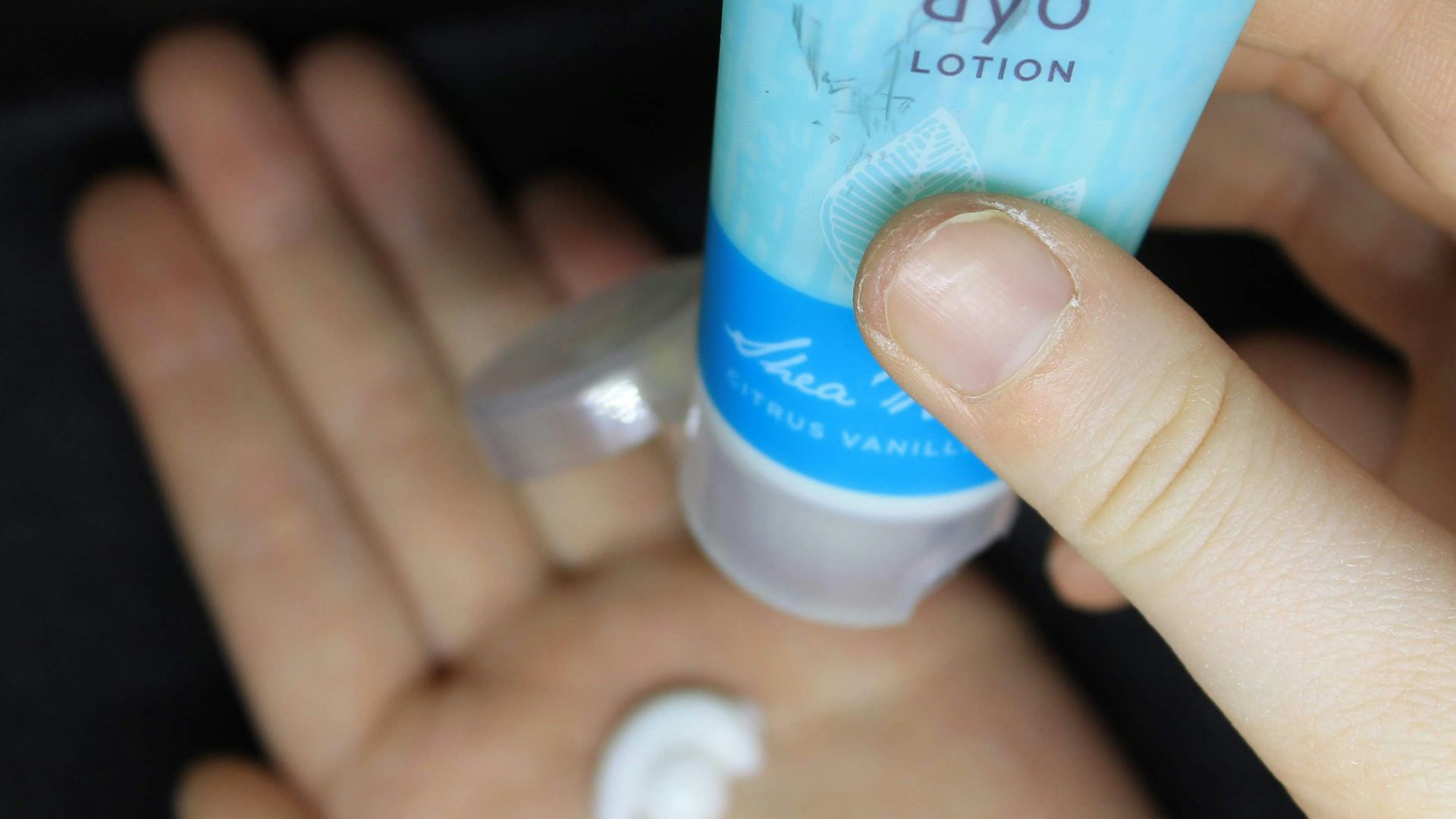 16. Prenez soin de vos mains et de votre cou