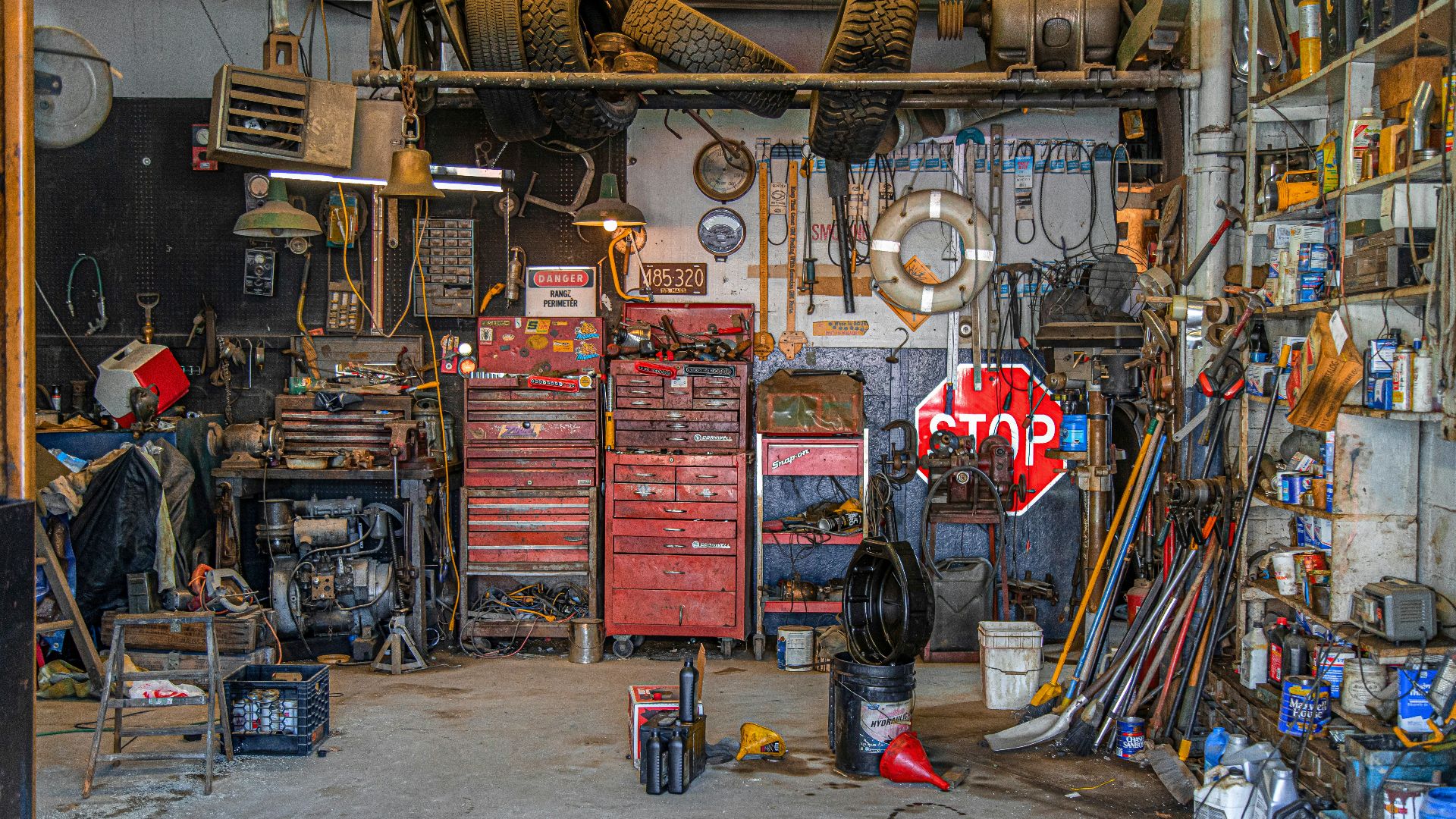 20. Garages encombrés
