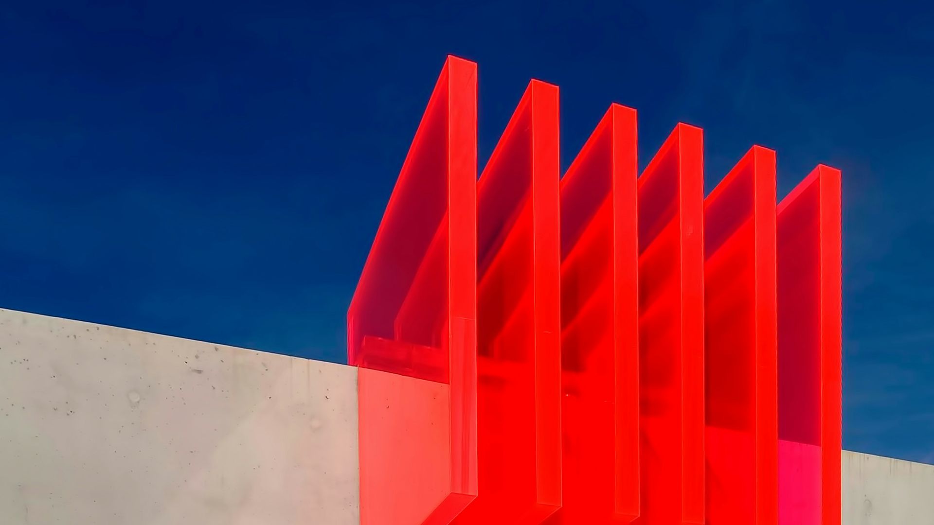 9. Bibliothèques en acrylique