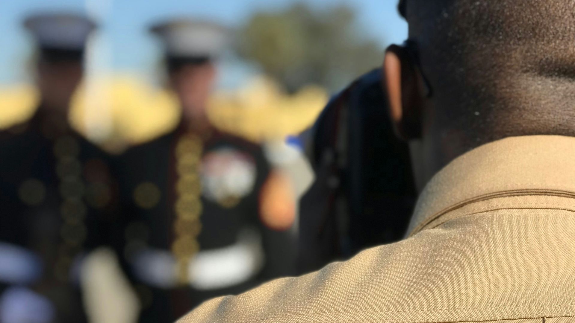 13. Influences militaires