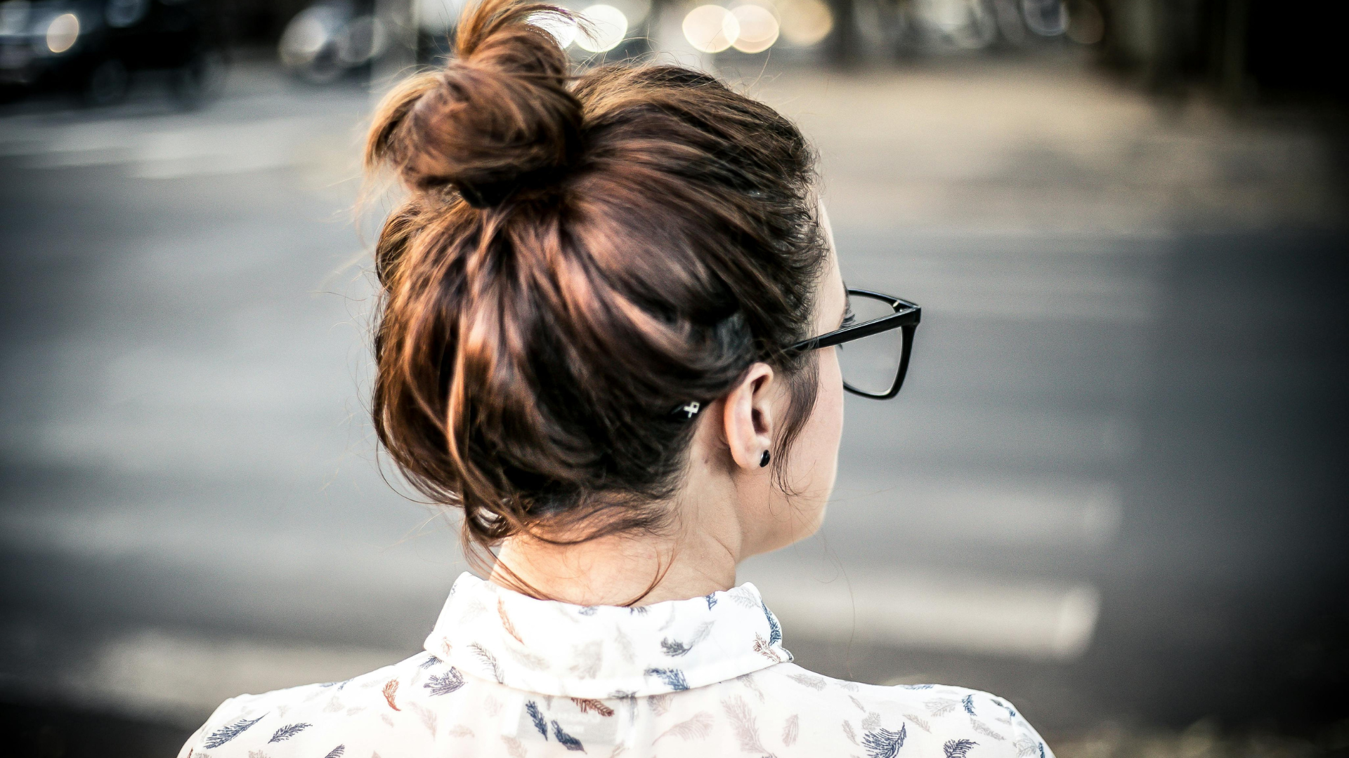 6. Chignon ondulé désordonné