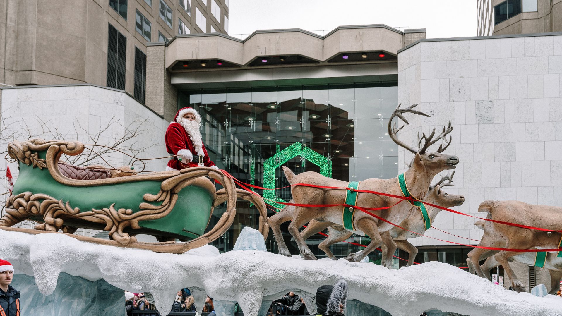Le Défilé du père Noël s’apprête à passer à Montréal