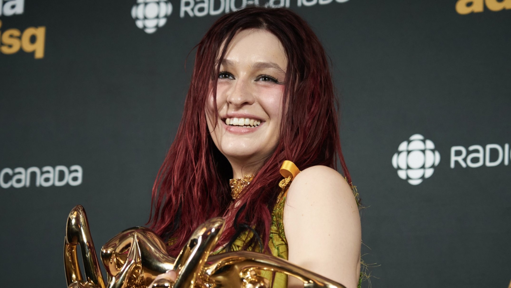 Honte et blessures: Lou-Adriane Cassidy se confie à nous