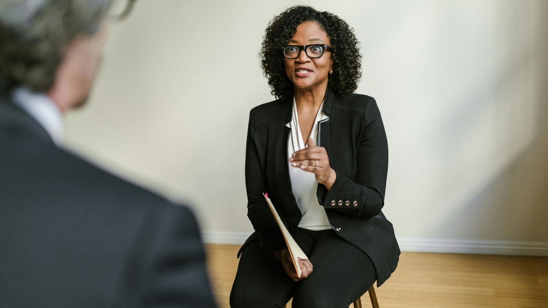 3. Blazer noir structuré