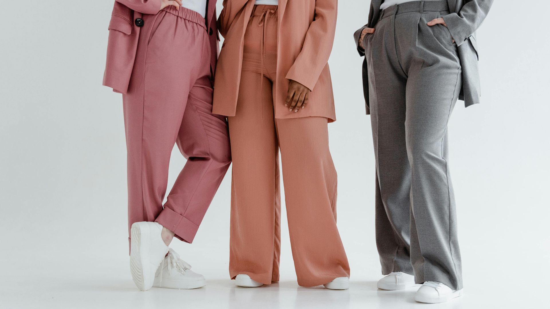 6. Pantalon tailleur à jambe large