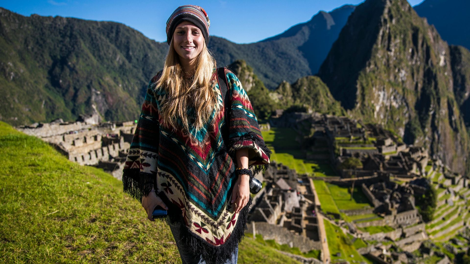 17. Ponchos en tricot câblé