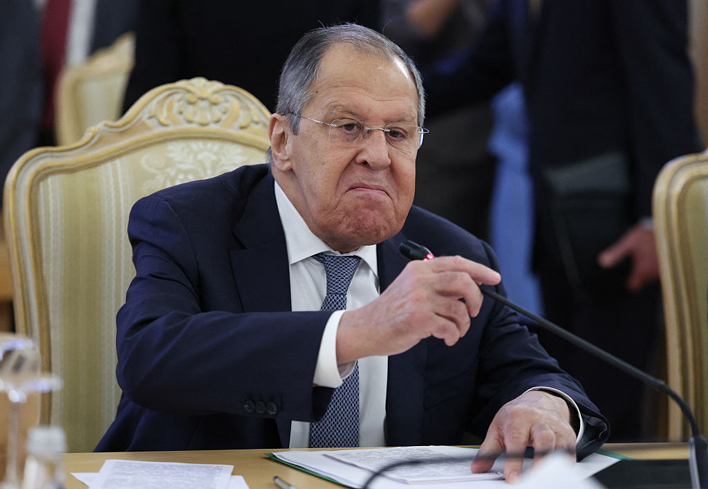 Lavrov "continue à travailler"