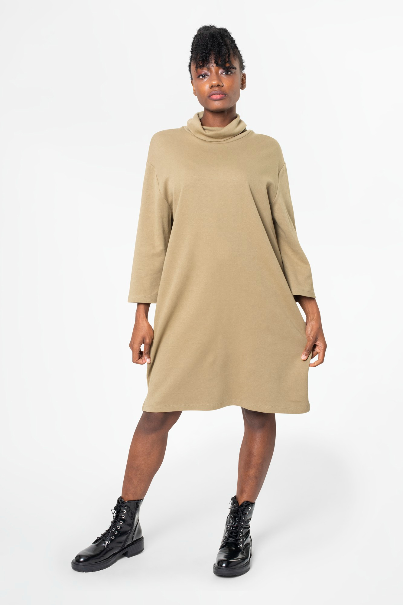 9. La robe kangourou en velours doux