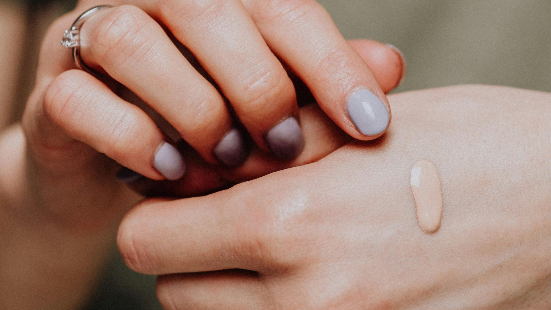 11. Fond de teint crémeux RMK