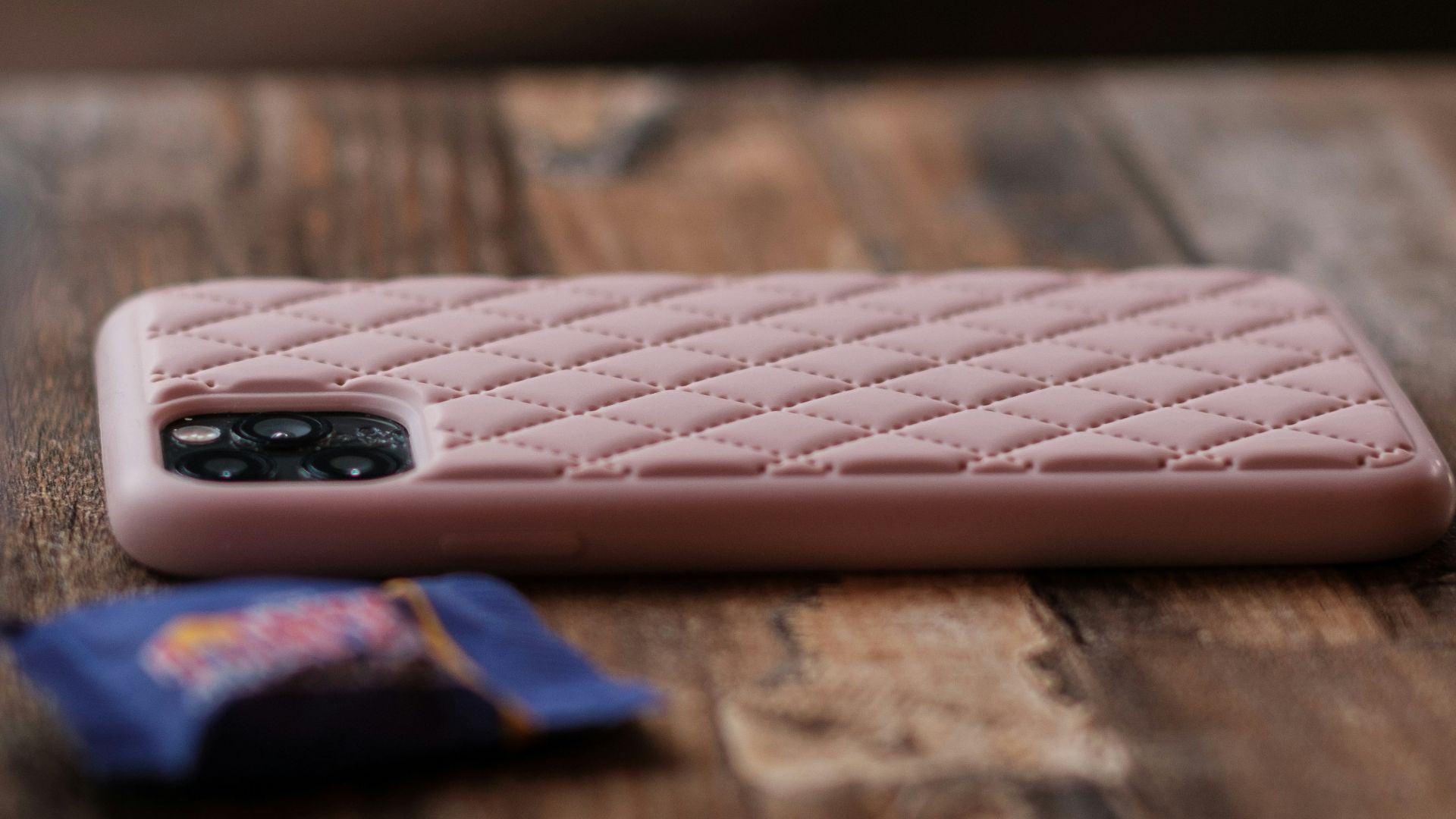 11. Pochettes en tissu matelassé