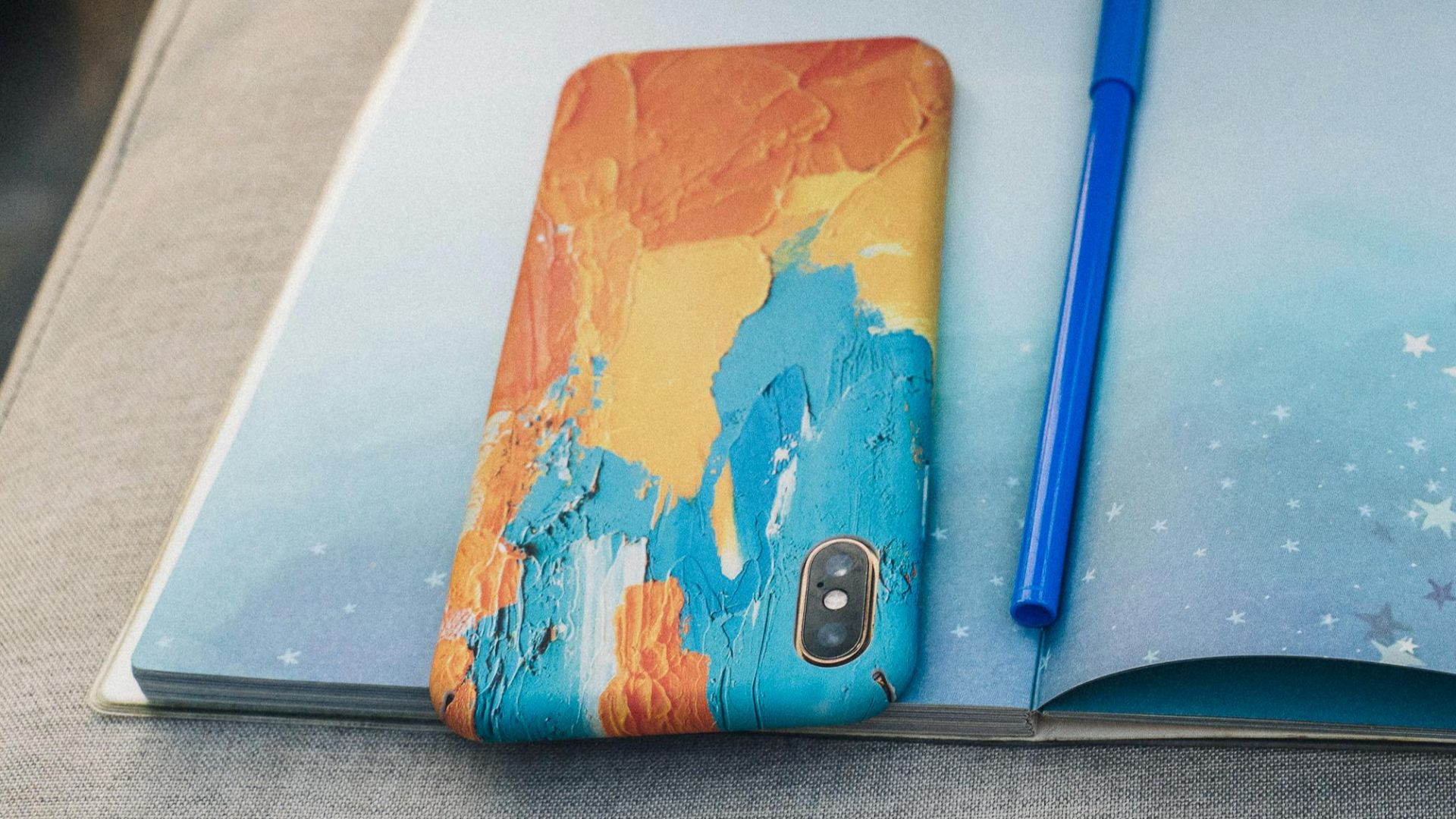 16. Boîtes d'art abstrait peintes à la main