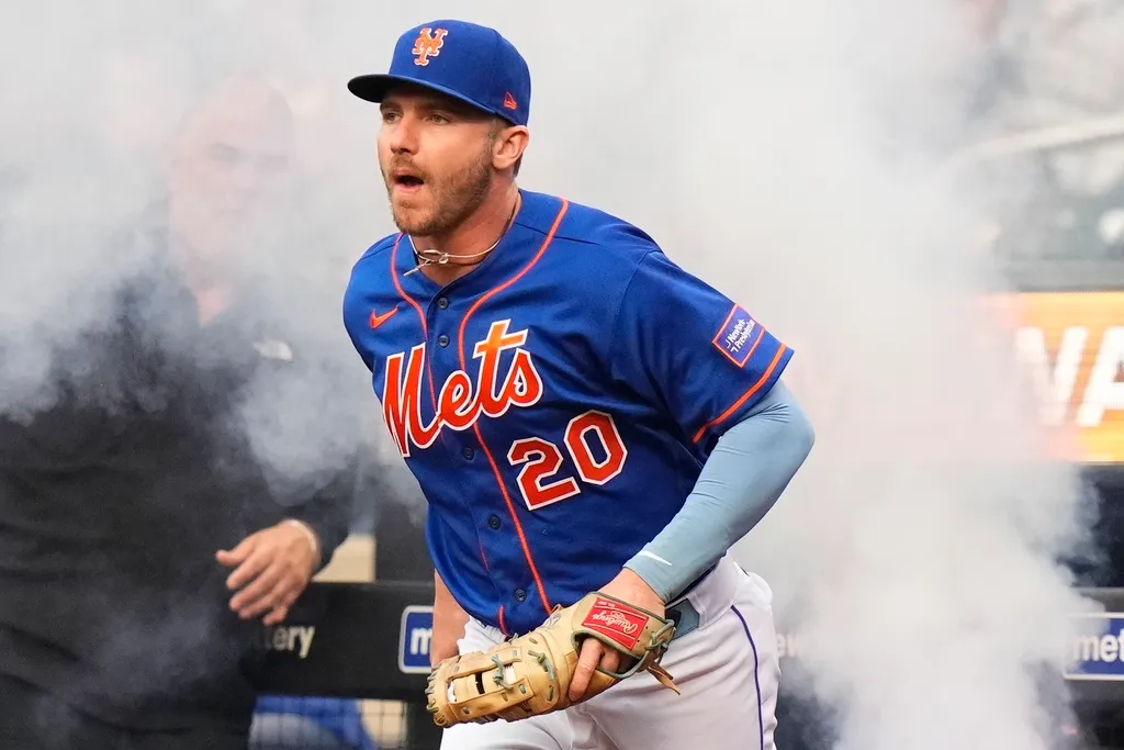 Red Sox must sign Pete Alonso or Alex Bregman