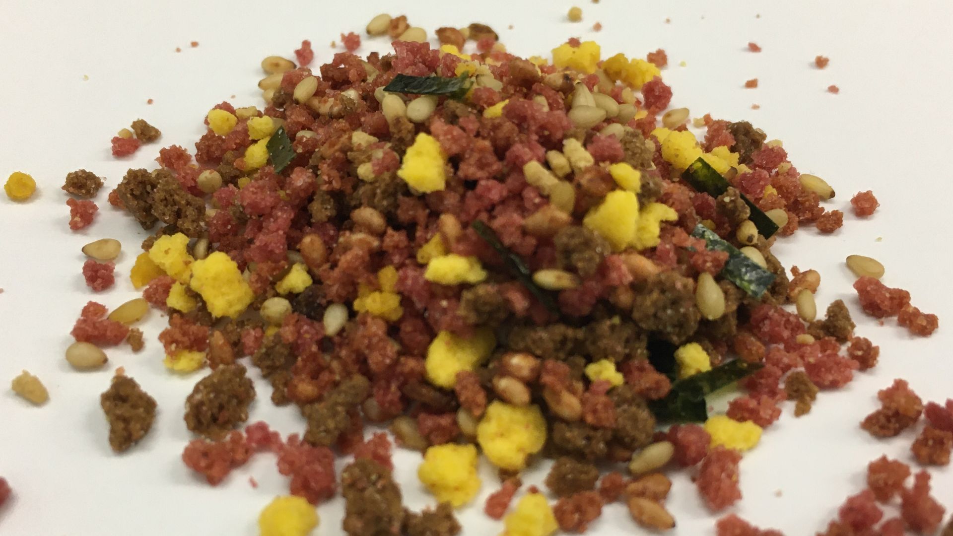 18. Furikake au sésame noir et aux algues