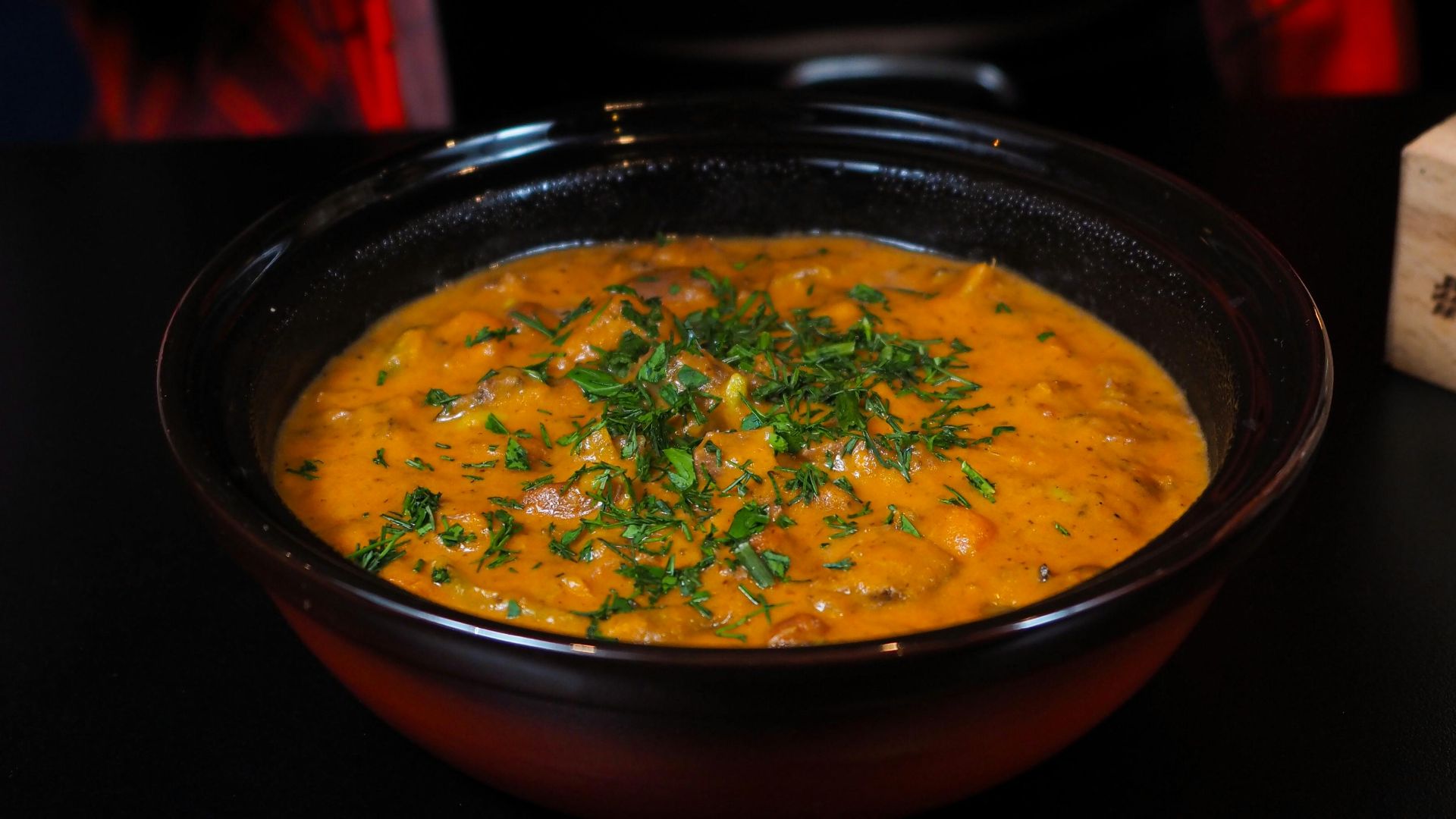 3. Soupe de lentilles dorées au curcuma