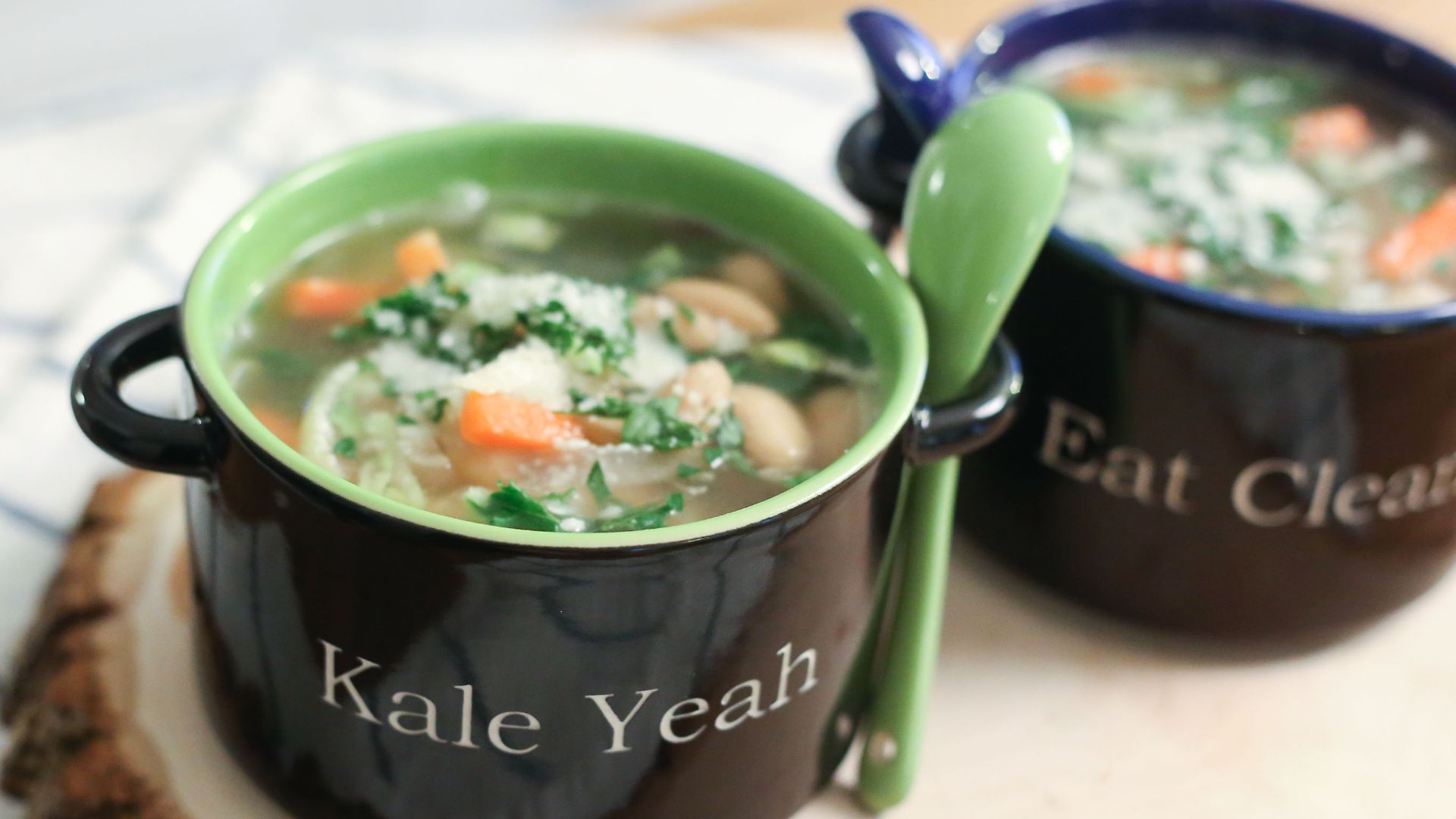 8. Soupe toscane au chou frisé et aux haricots blancs