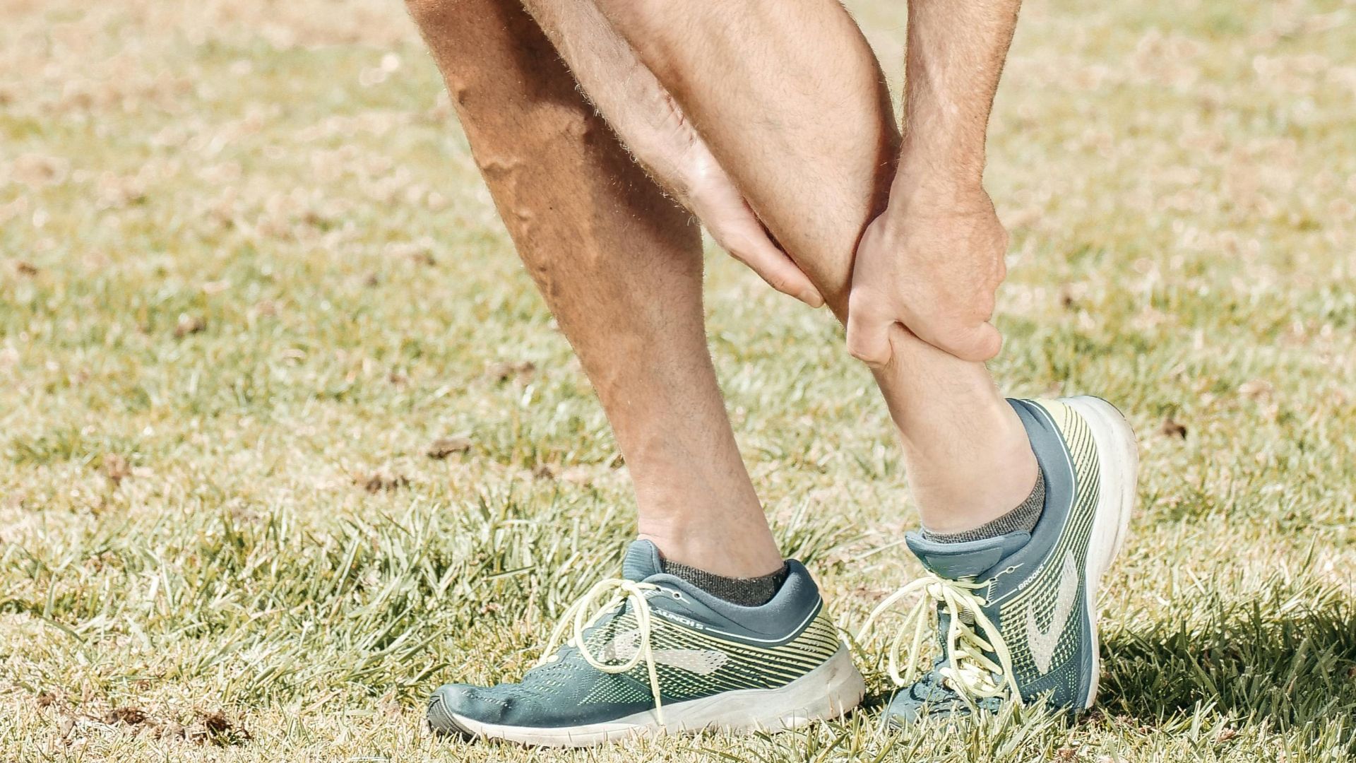 1. Crampes musculaires fréquentes au cours d'une activité normale