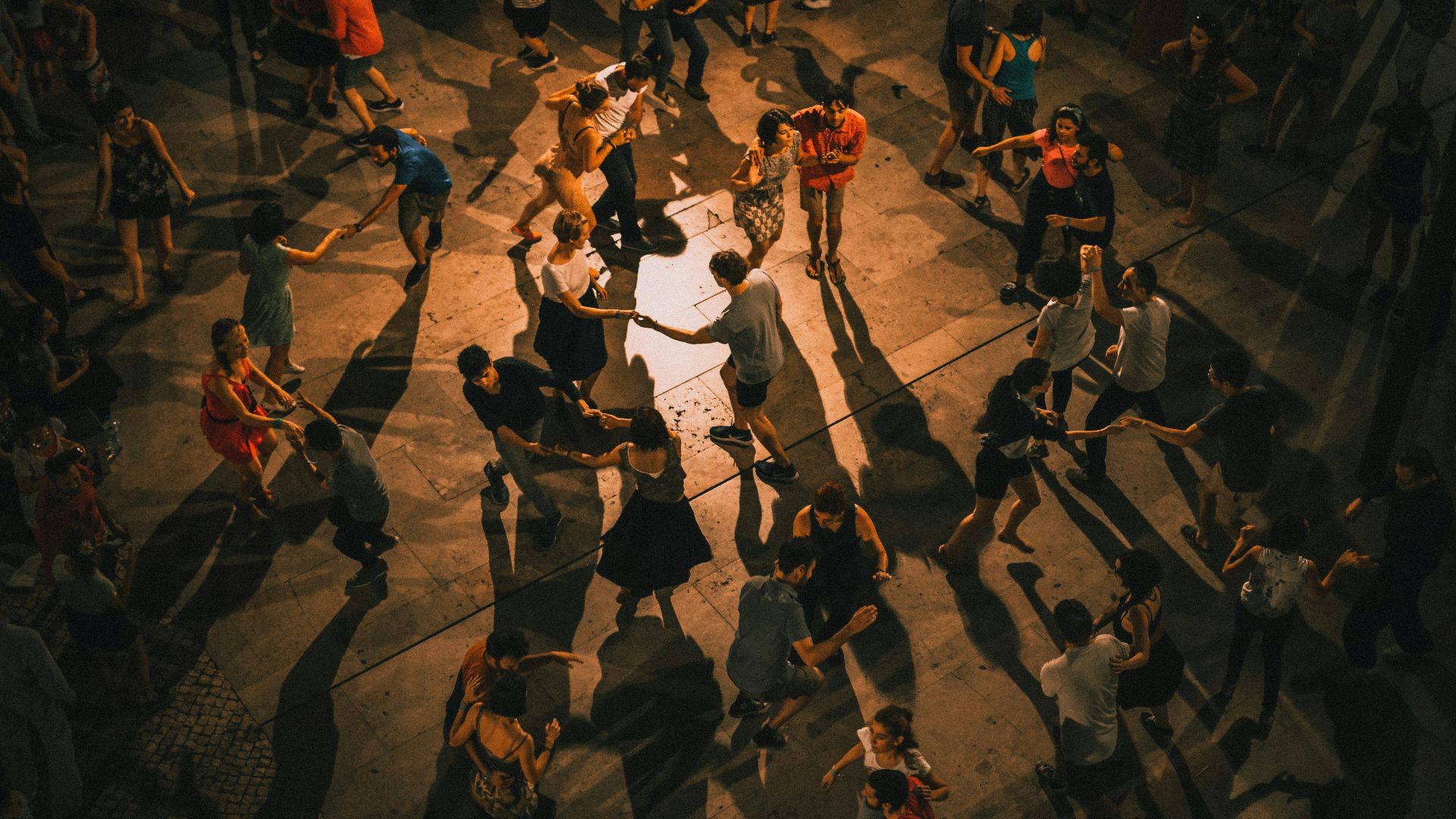 19. Aller danser