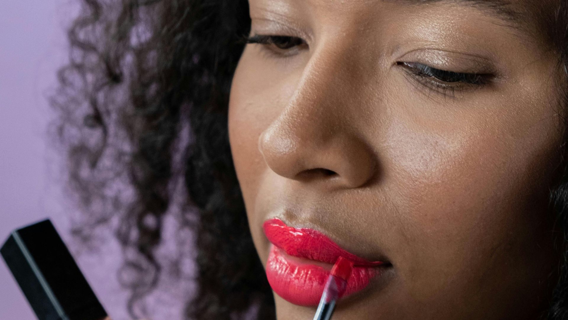 17. Appliquer le rouge à lèvres au pinceau